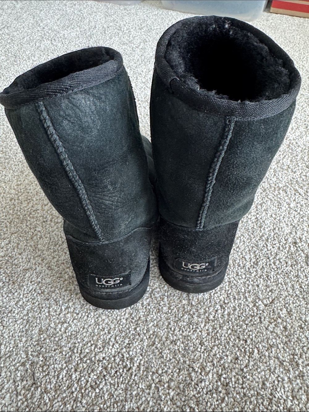 UGG Classic Short boots in black W7
